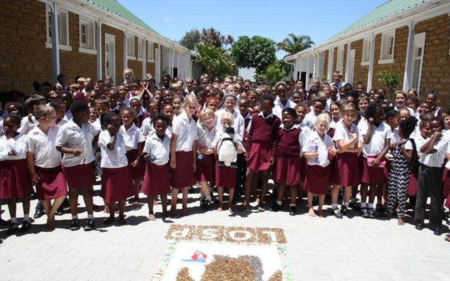 Gansbaai Okkie Smuts children donate money to APSS 1_1